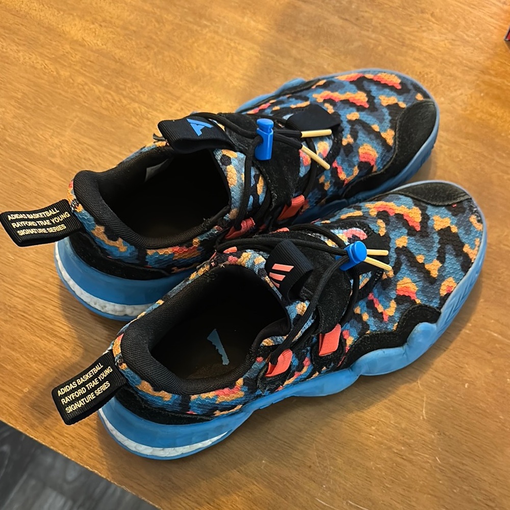 Adidas Blue and Black Athletic Shoes Modern Design